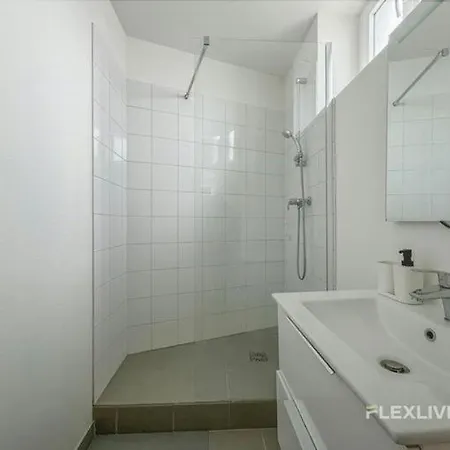 Immeuble Sellier Hotel Suresnes